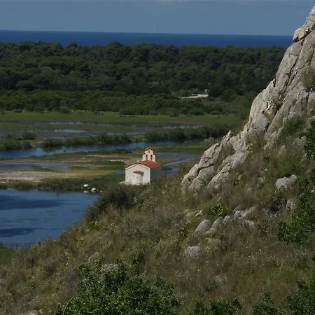 Отель Al Mare Boutique