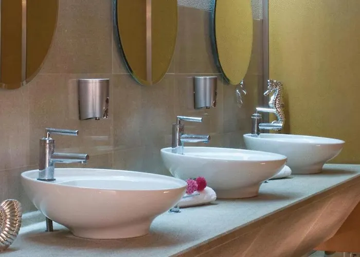 Al Mare Boutique فندق